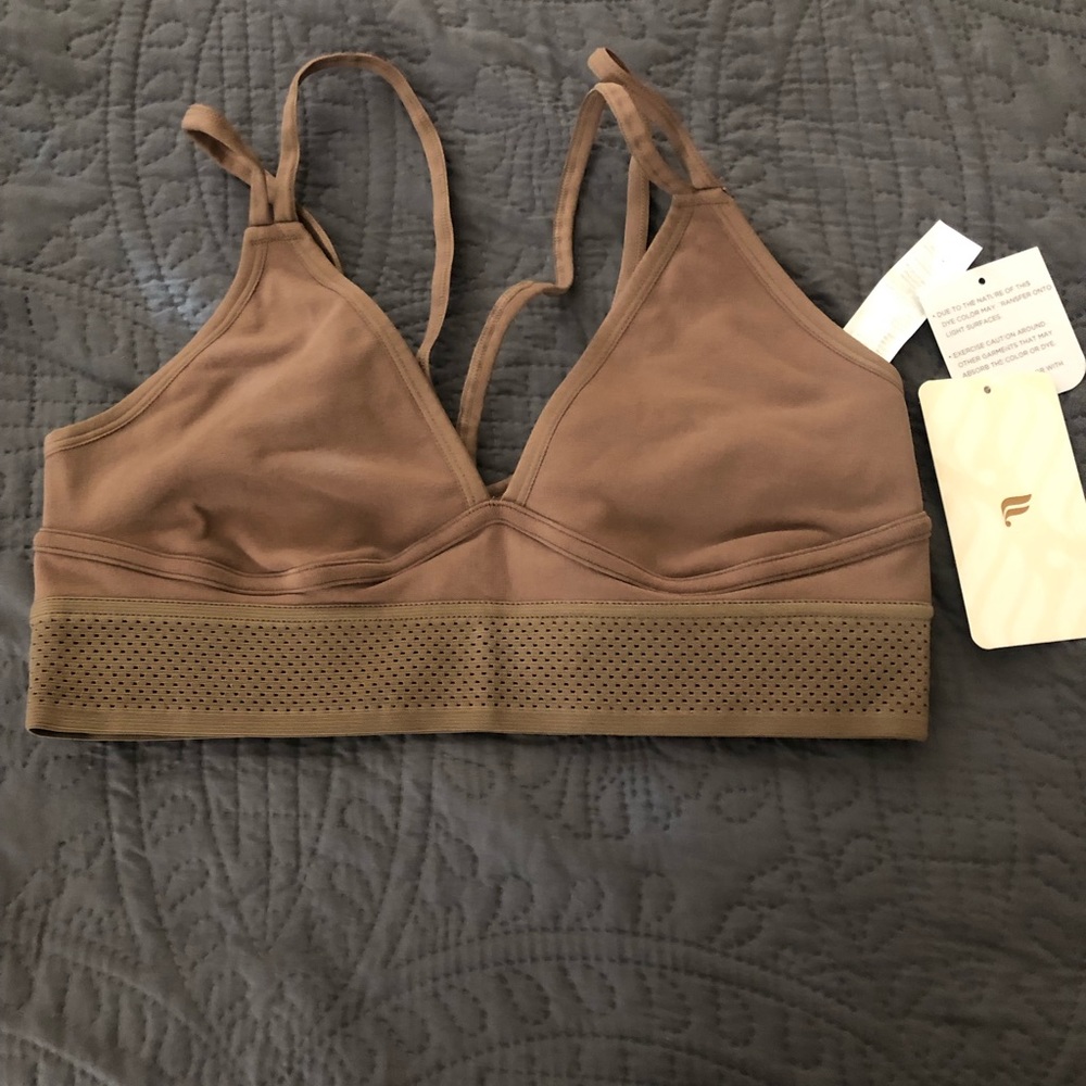 Medium Fabletics sculptknit sports bra